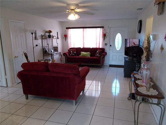 5th image of 1 Trotters Cir