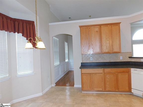 2nd image of 6 Plassey Ln