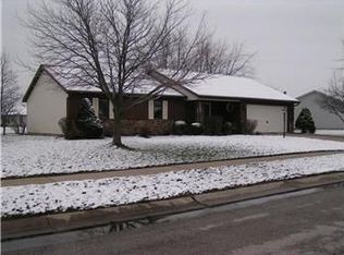2509 Valley Creek Run, New Haven, IN 46774