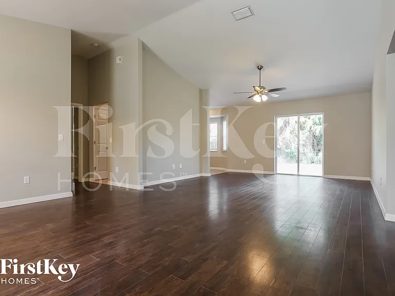 4502 Enid Ln — Photo 3
