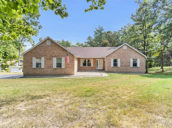 7167 Carriage Hills Ln, Cedar Hill, MO 63016