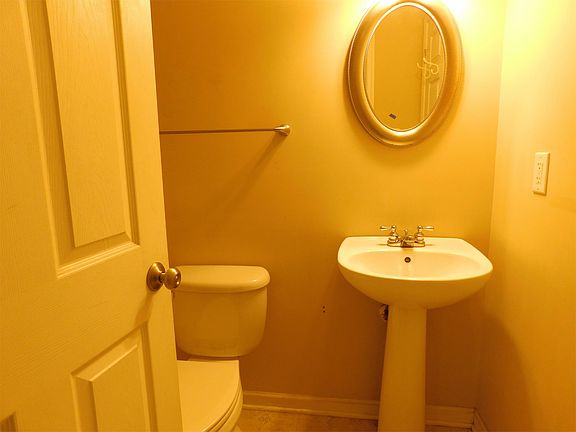 2nd image of 225 Margate Dr #1