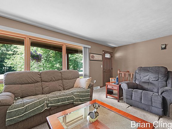 4th image of 4161 Springfield Ct
