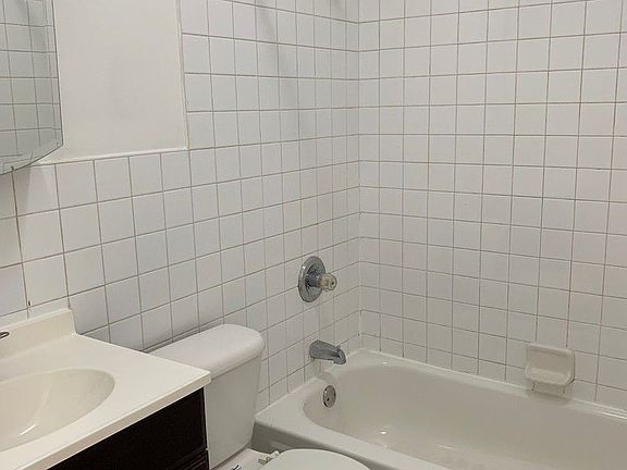 5th image of 149 E 103rd St APT 5