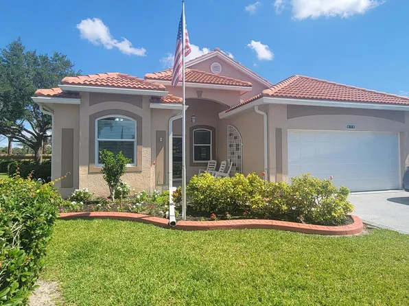 878 NW Sarria Court, Port St Lucie, FL 34986