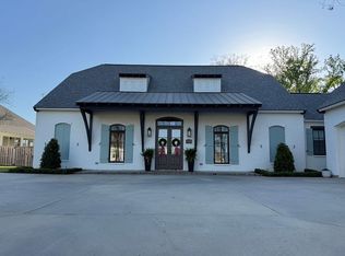 7027 Fleur De Lis, Zachary, LA 70791