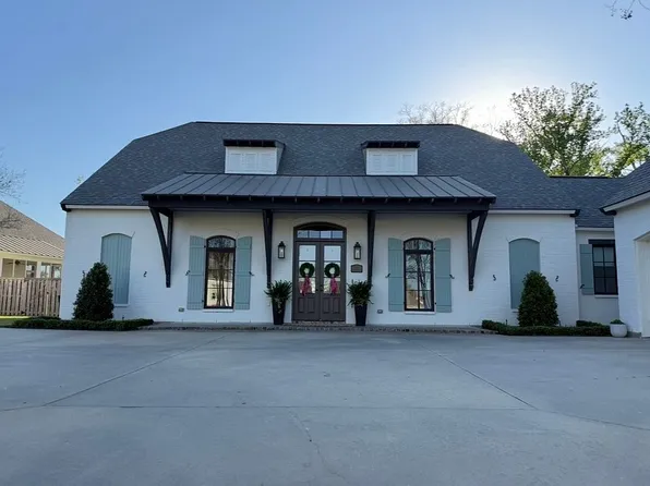 7027 Fleur De Lis, Zachary, LA 70791