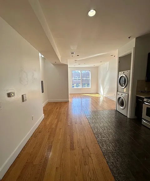 646 Montgomery St #3F — Photo 1