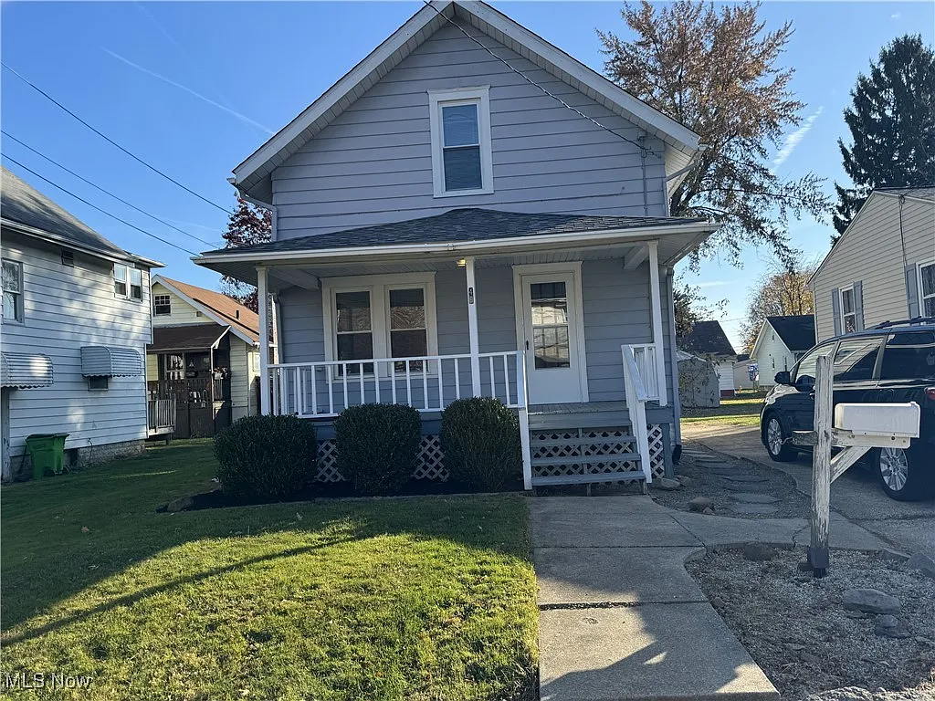 49 Waltz Dr photo 1
