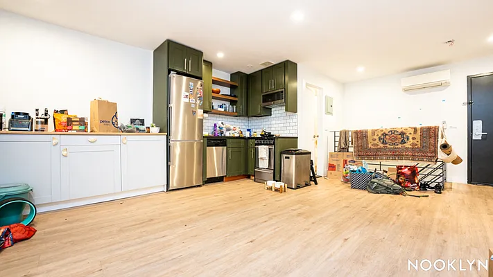 Rented by Nooklyn NYC LLC | media 12