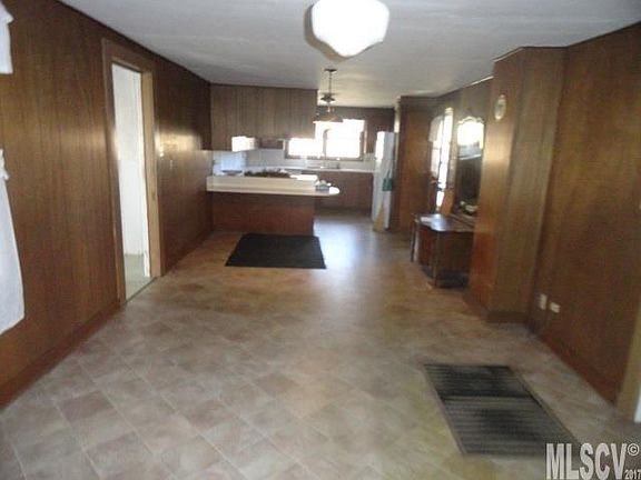 5th image of 102 Countryside Dr SE