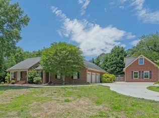 322 N Rutherford Rd, Greer, SC 29651