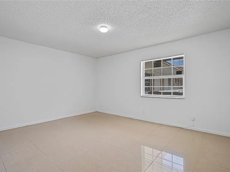 3100 Coral Springs Dr — Photo 17
