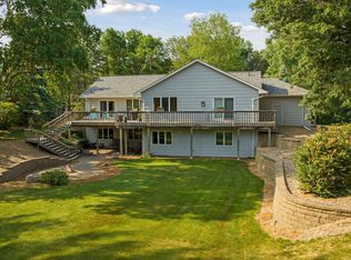 6237 Upper 44th St N, Oakdale, MN 55128
