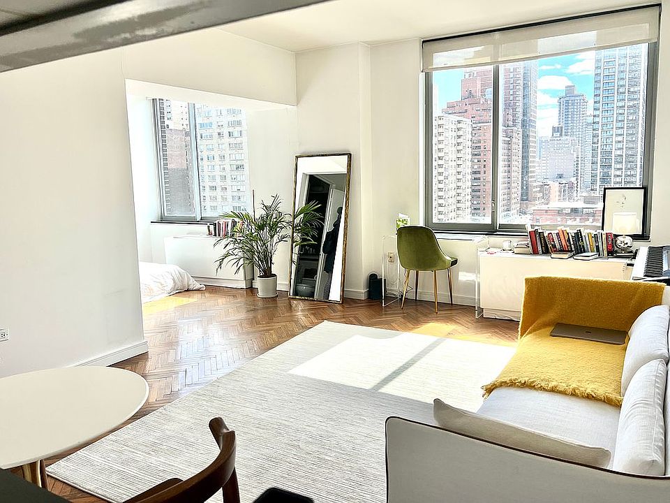 1st image of 360 E 88th St APT 10A