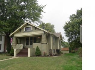 2712 Bostwick St, Alton, IL 62002