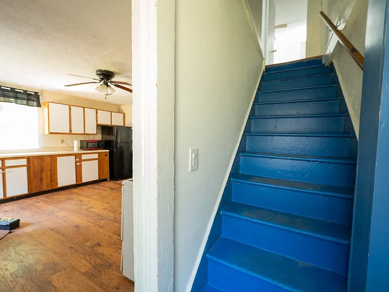977 Riverside Dr #B — Photo 12