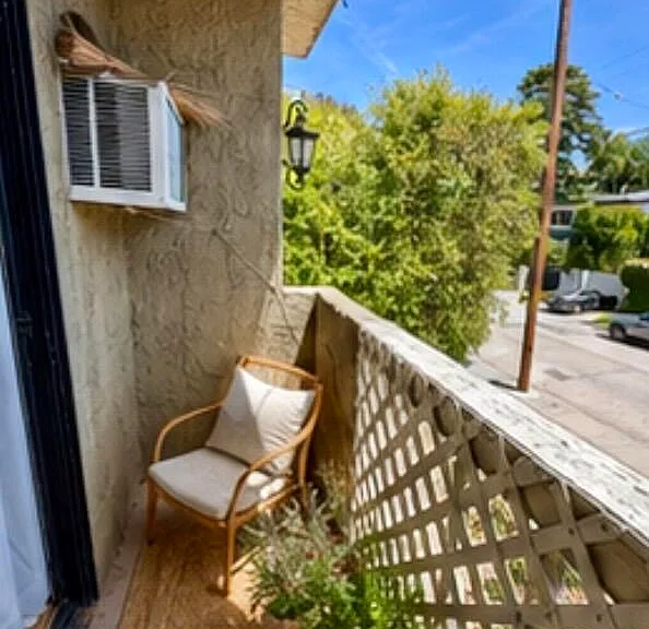 4506 Saugus Ave #11 — Photo 14