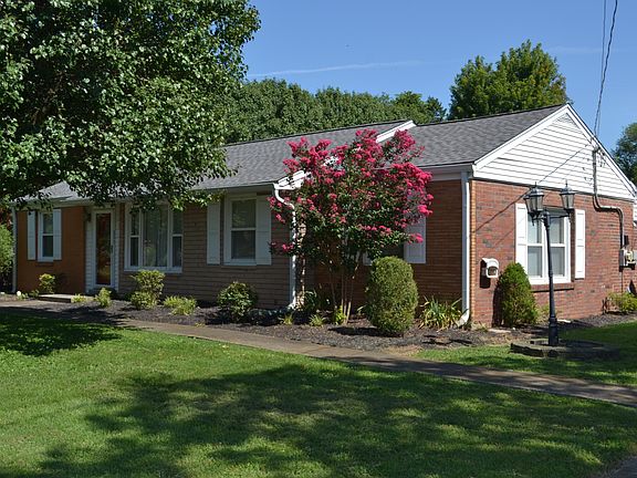 4th image of 905 Joyce Ln