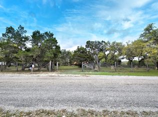 295 Lakewood Ct, Canyon Lake, TX 78133