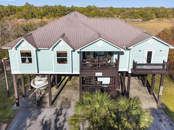 8216 Belle Fontaine Dr, Ocean Springs, MS 39564