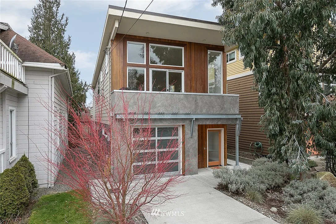 6517 25th Avenue NW photo 1