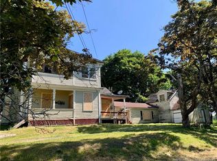 47 Elm St, Saint Stephen, NB E3L2S7