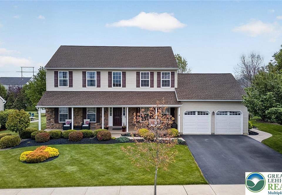 1st image of 9580 Sleepy Hollow Ln