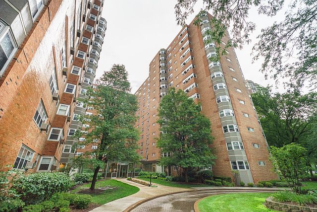 1st image of 4950 N Marine Dr APT 202