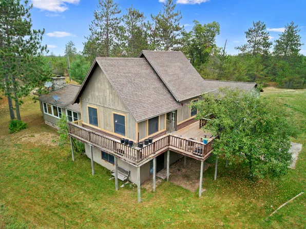 21010 Dowsett Trl, Atlanta, MI 49709