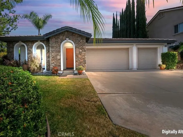 3965 Prairie Dunes Dr, Corona, CA 92883