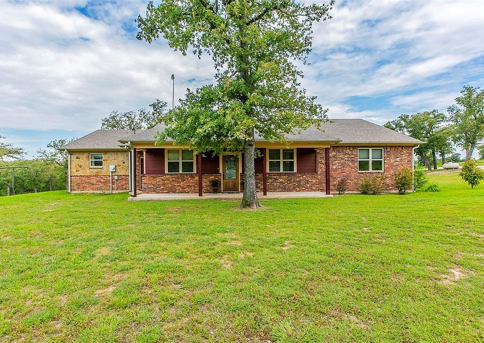 1st image of 102 River Rock Ct