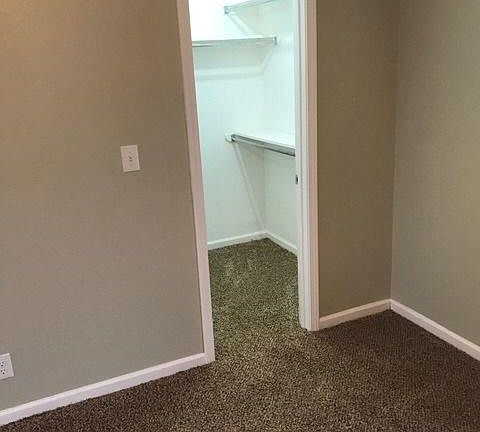4th image of 5005 Yorkshire Dr