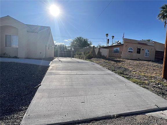 3rd image of 2093 Trinidad Drive
