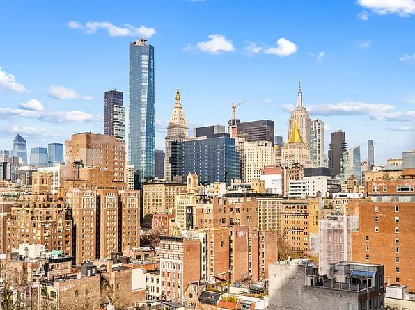 201 E 17th St APT 17F, New York, NY 10003