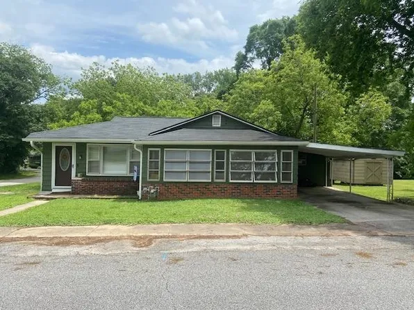 1001 S Johnson St, Gaffney, SC 29340