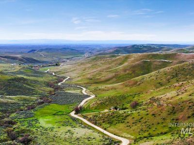 2402 Sand Hollow Rd, Eagle, ID, 83616