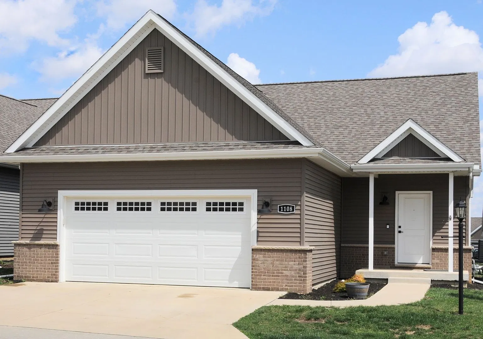 Reserve Mahomet 2bd/2Bath House — Photo 1