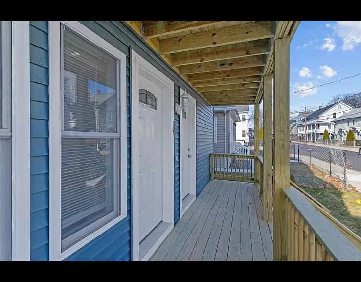 14 Herschel St #1 — Photo 8