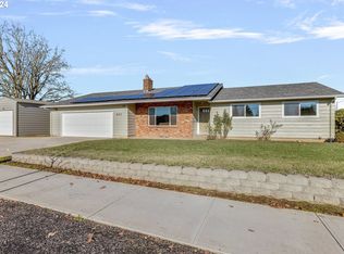 601 Ben Brown Ln, Woodburn, OR 97071