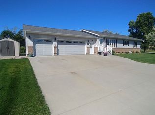 704 King Ave SW, Wadena, MN 56482