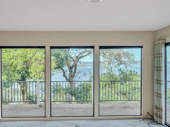 5th image of 2385 Westlake Drive