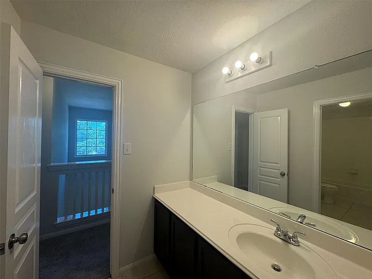 8107 Gran Villa Dr — Photo 39
