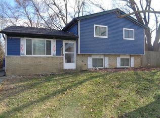 4560 Stonehedge Rd, Columbus, OH 43231