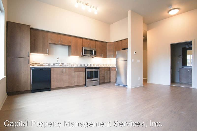 1st image of 2250 NE Glisan St APT 206