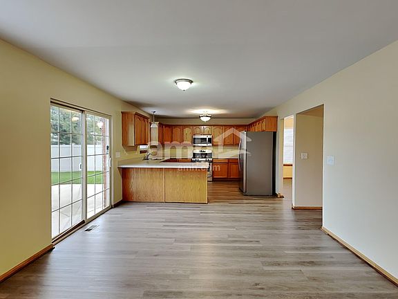 5th image of 8058 W Rosebury Dr