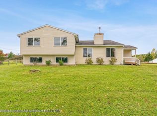 7404 S Chandler Rd, Saint Johns, MI 48879