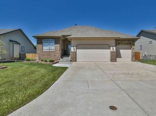 1405 S Shiloh St, Wichita, KS 67207