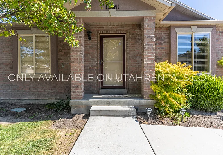 12461 S Mayan St — Photo 2