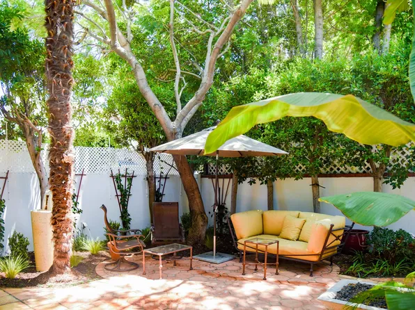 344 S La Peer Dr Unit C, Beverly Hills, CA 90211